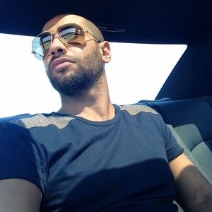 Meet your Posher, Maged